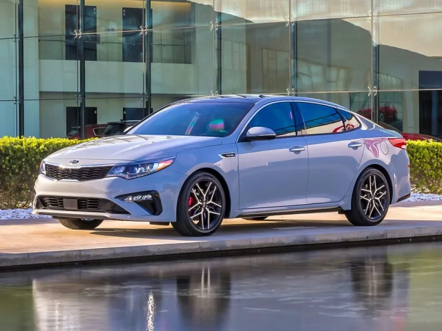 2020 Kia Optima LX photo 1