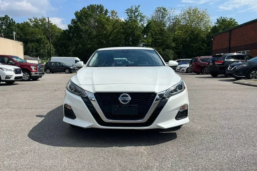 2021 Nissan Altima 2.5 SV photo 1