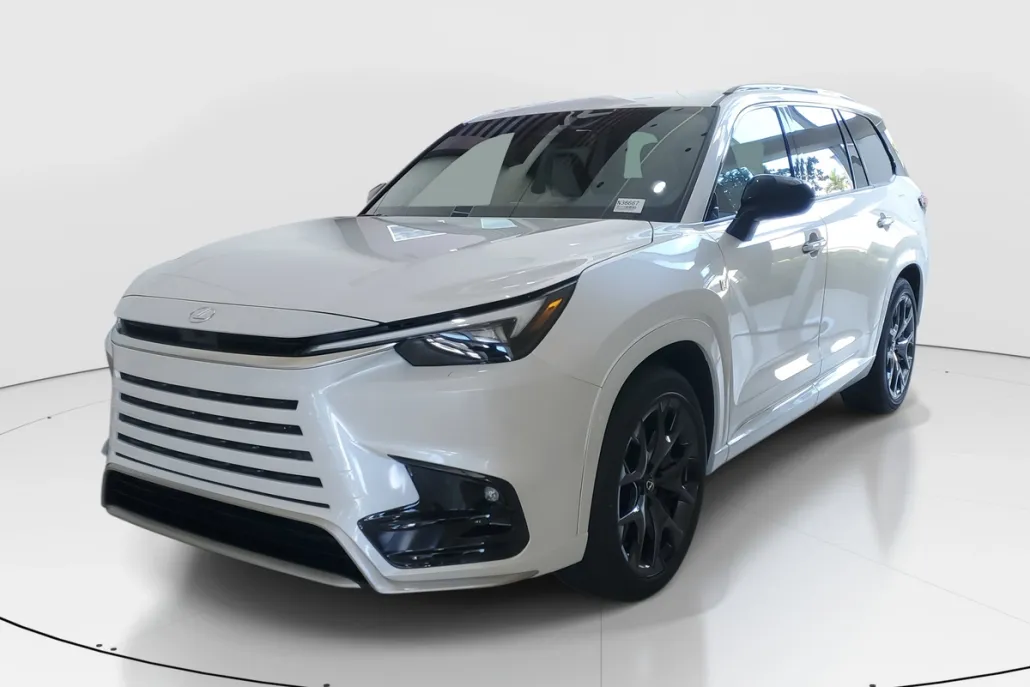 2025 Lexus TX 500h F SPORT Performance Premium photo 1