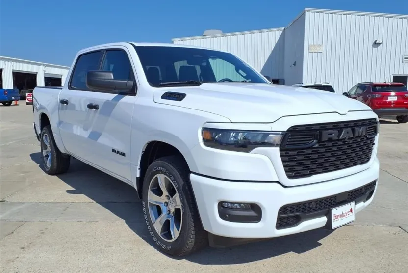 2025 Ram 1500 Tradesman photo 1