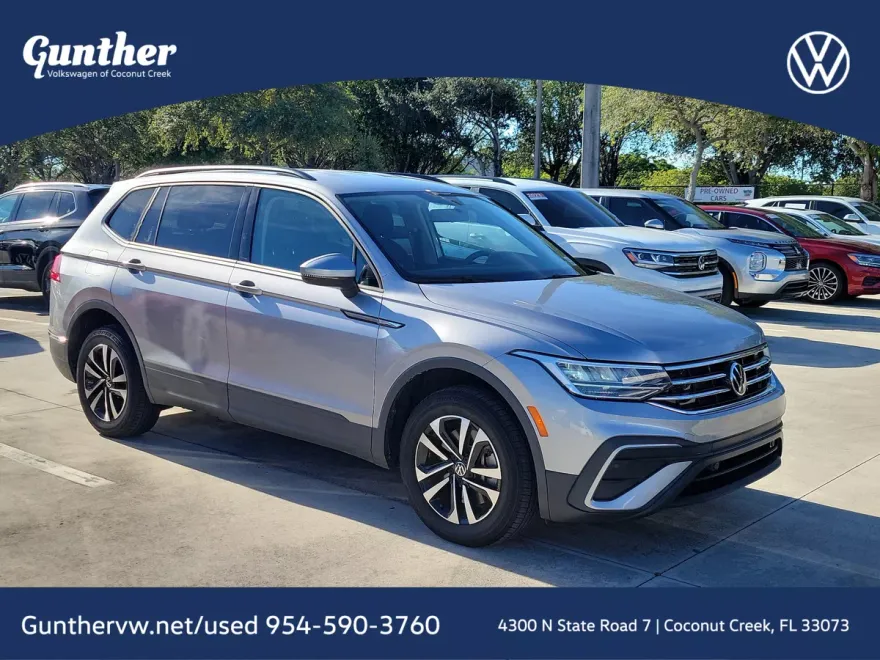 2022 Volkswagen Tiguan S photo 1
