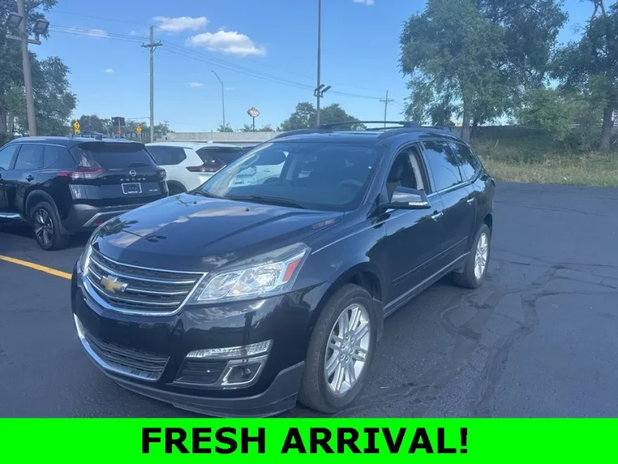 2014 Chevrolet Traverse 1LT photo 1