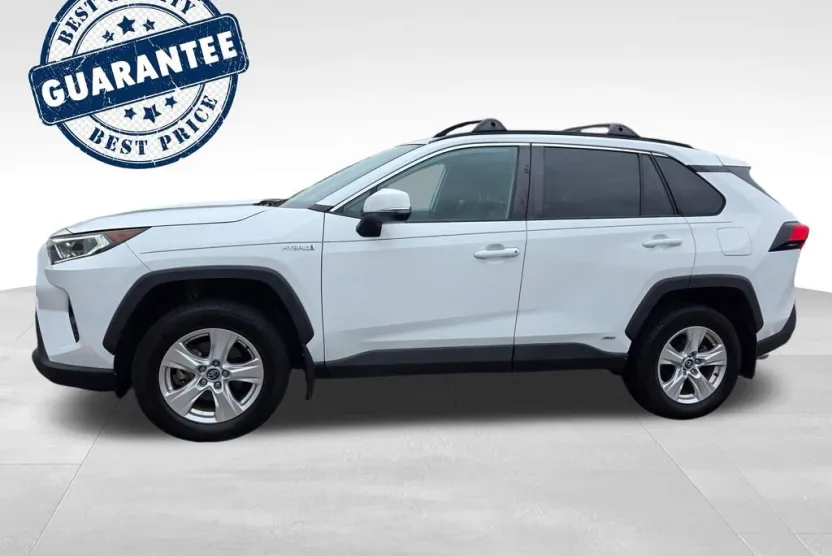 2021 Toyota RAV4 Hybrid XLE photo 1