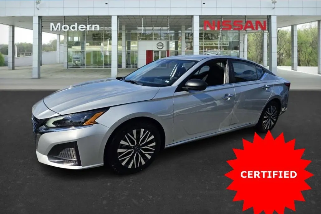 2024 Nissan Altima 2.5 SV photo 1