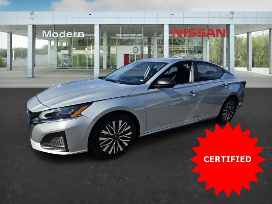 2024 Nissan Altima 2.5 SV photo 1