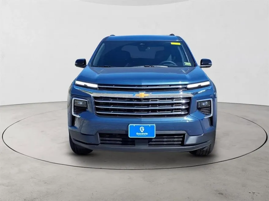 2026 Chevrolet Traverse photo 1