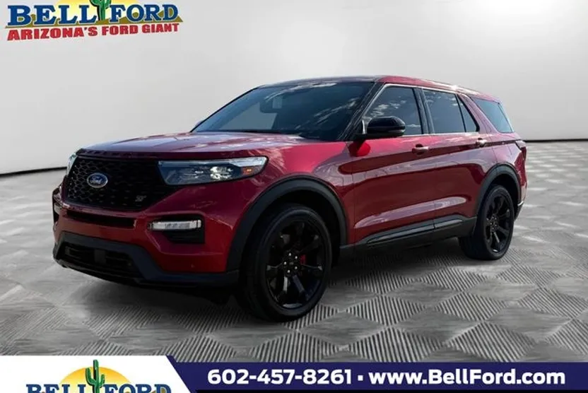 2022 Ford Explorer ST photo 1