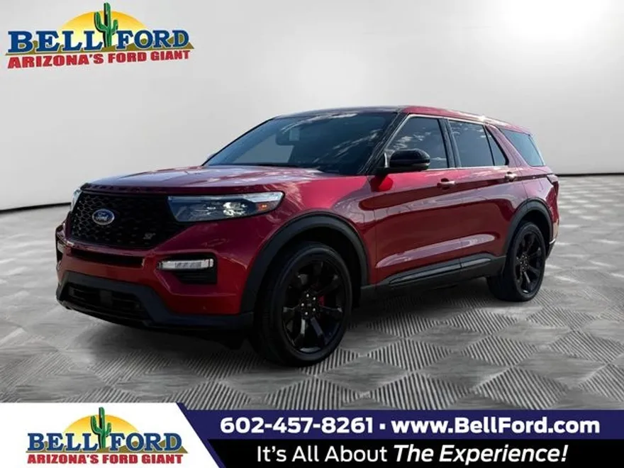 2022 Ford Explorer ST photo 1