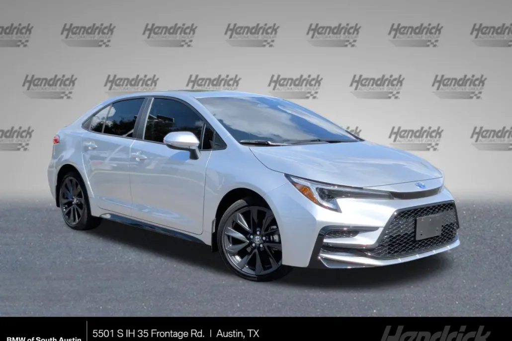 2025 Toyota Corolla Hybrid SE photo 1