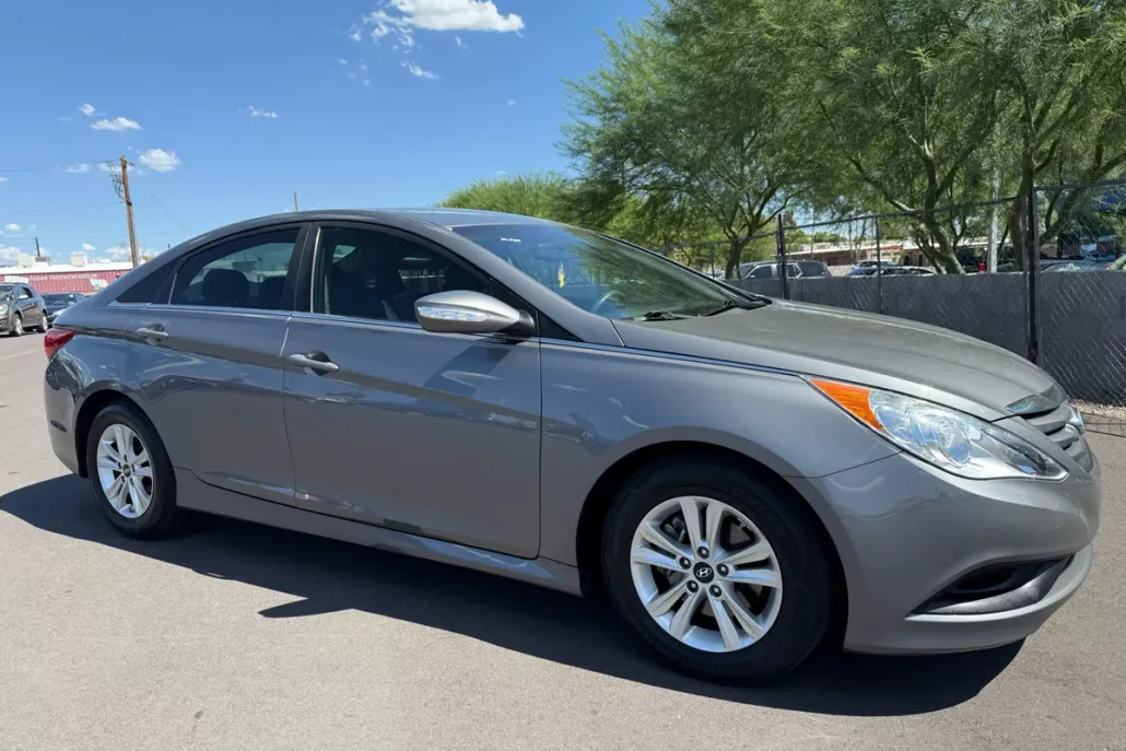 2014 Hyundai Sonata GLS photo 1
