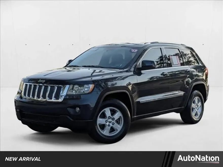 2013 Jeep Grand Cherokee Laredo photo 1