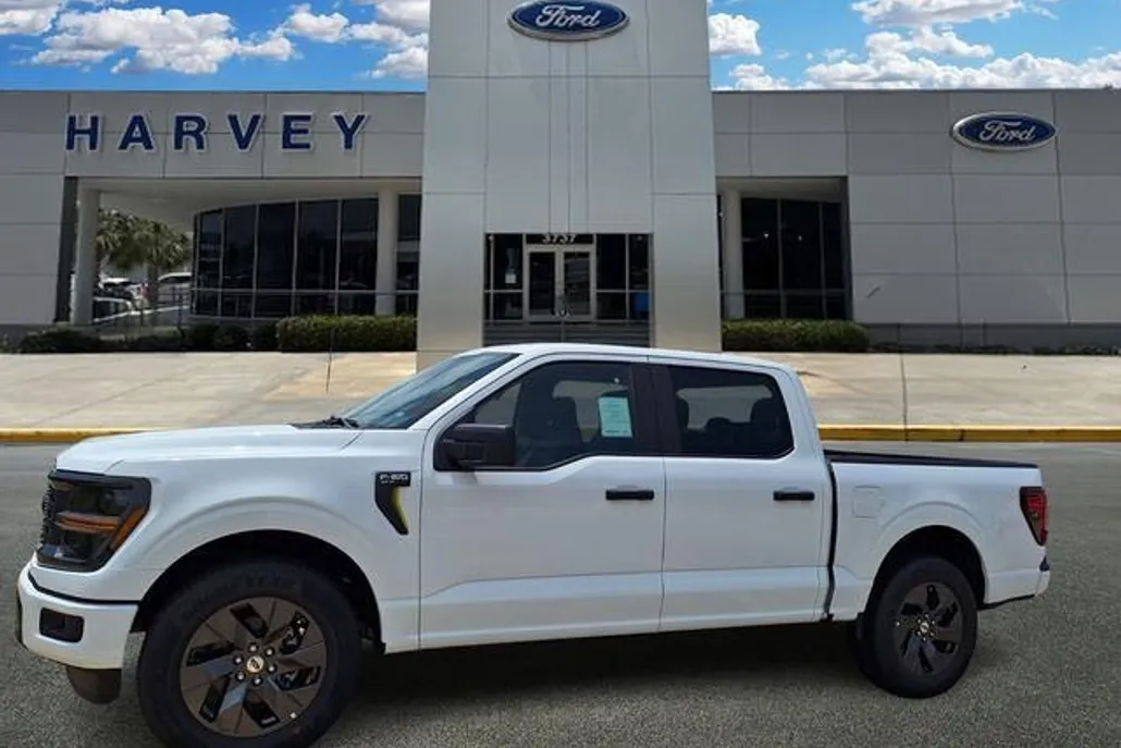 2025 Ford F-150 STX photo 1