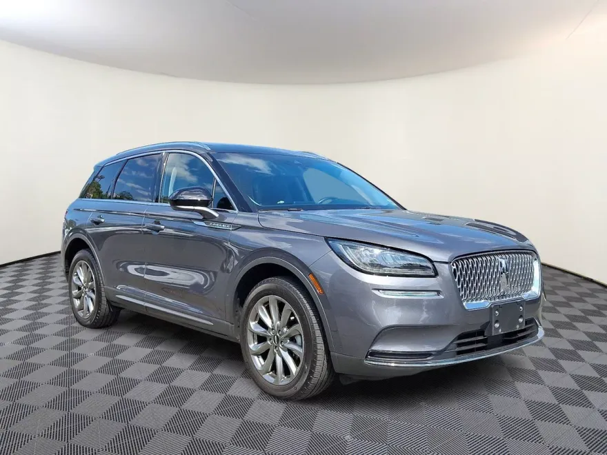 2021 Lincoln Corsair Standard photo 1