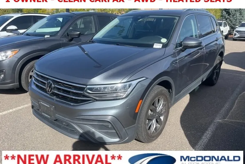 2022 Volkswagen Tiguan SE photo 1