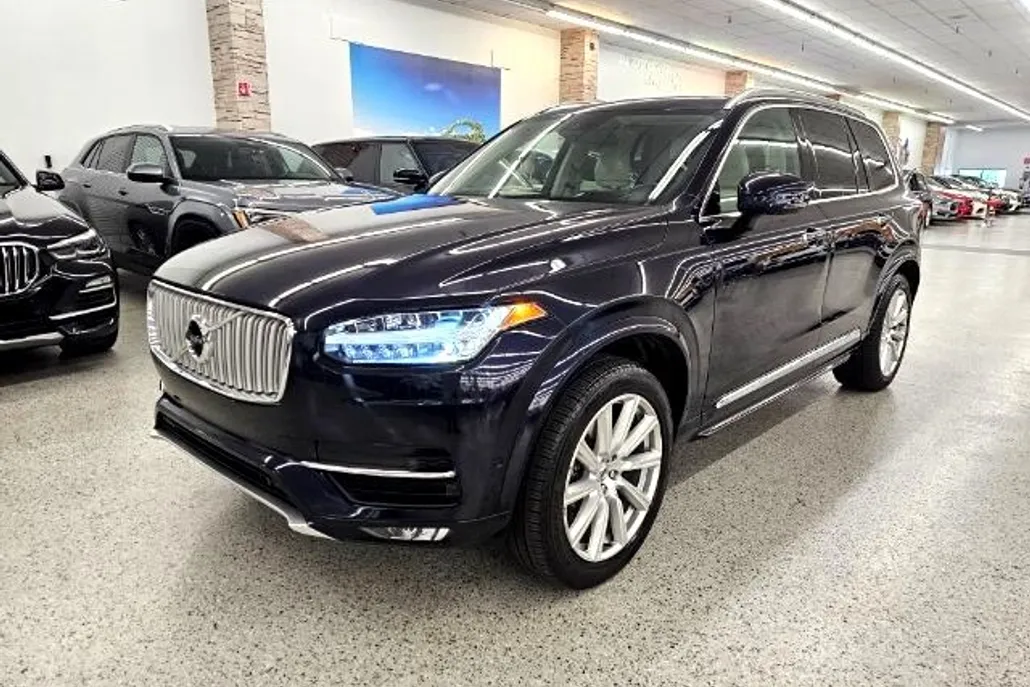 2017 Volvo XC90 T6 AWD Inscription photo 1