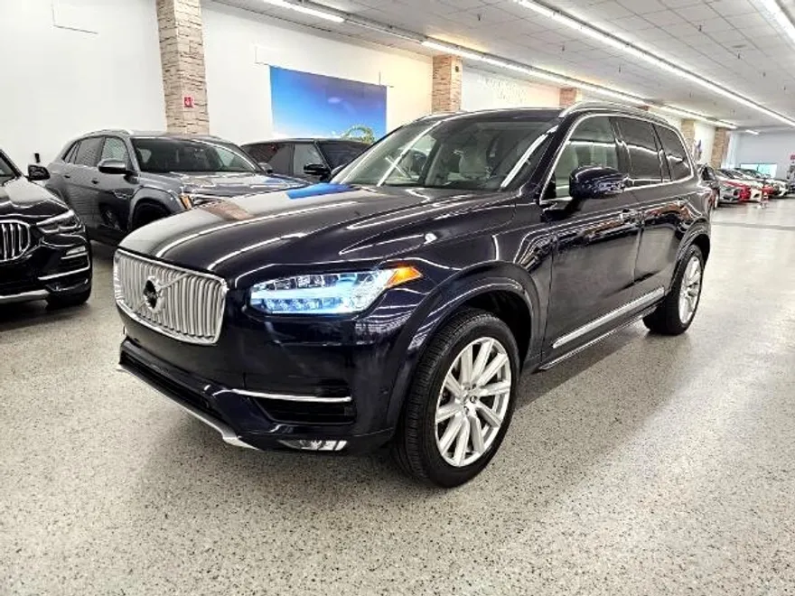 2017 Volvo XC90 T6 AWD Inscription photo 1