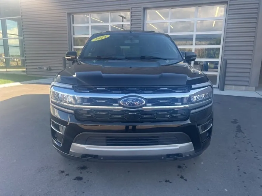 2024 Ford Expedition Limited photo 1