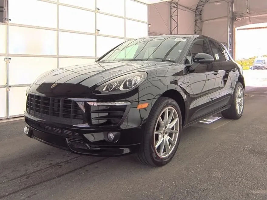 2018 Porsche Macan photo 1
