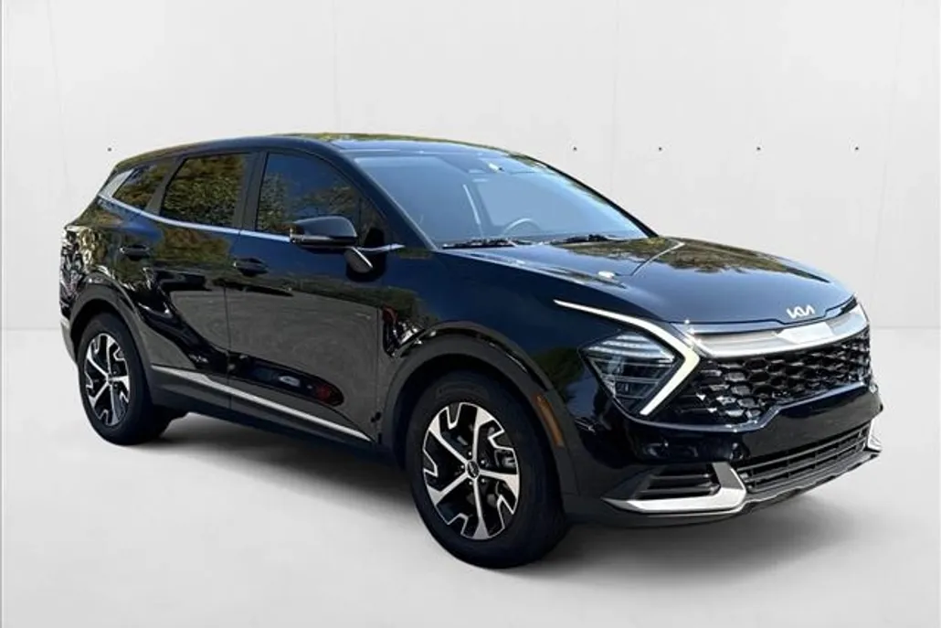 2024 Kia Sportage EX photo 1