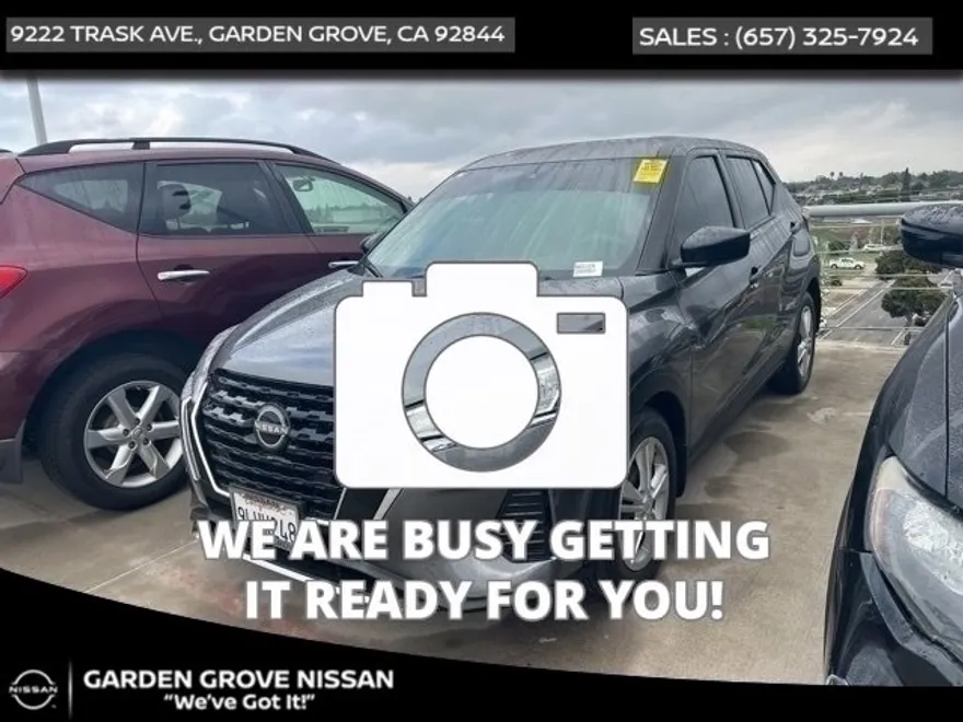 2024 Nissan Kicks S photo 1