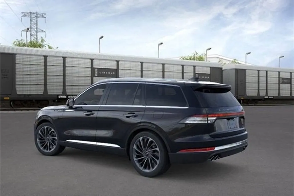 2025 Lincoln Aviator Reserve photo 1