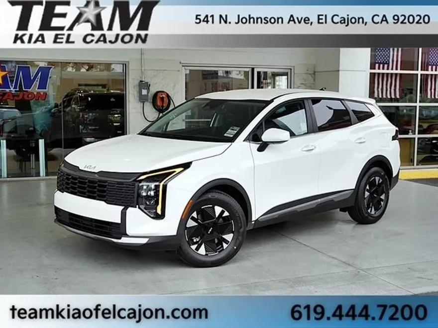 2026 Kia Sportage Hybrid LX photo 1