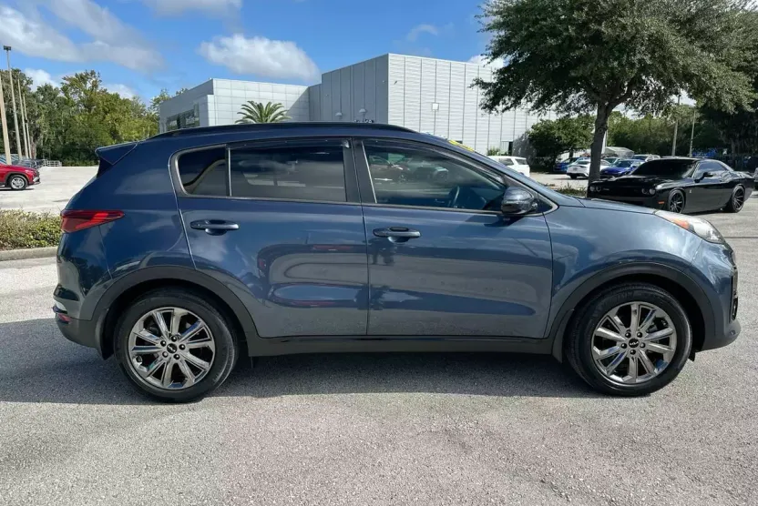 2022 Kia Sportage Nightfall Edition photo 1