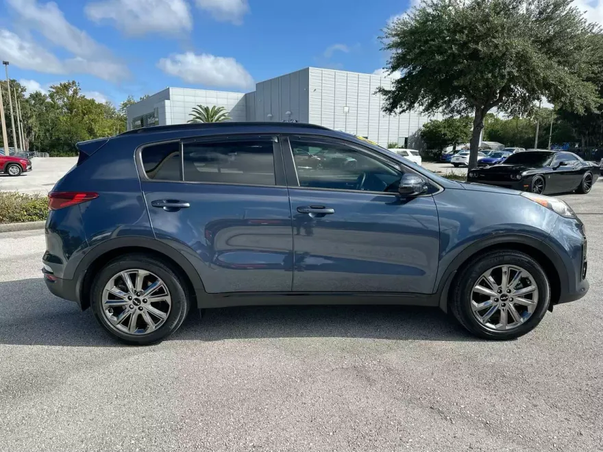 2022 Kia Sportage Nightfall Edition photo 1