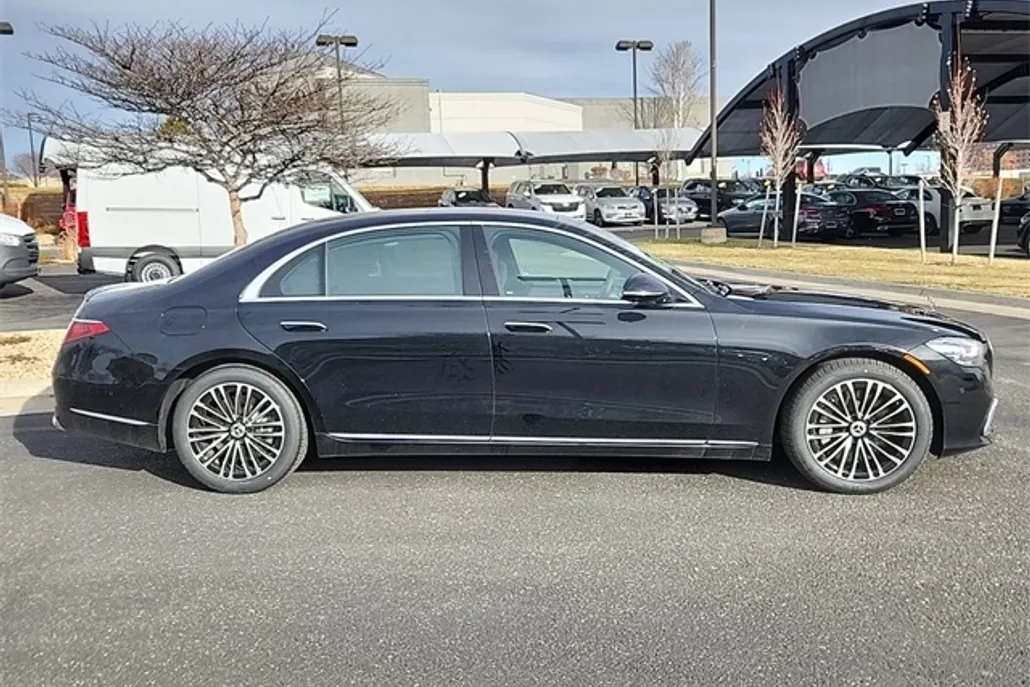2024 Mercedes Benz S 580 4MATIC photo 1