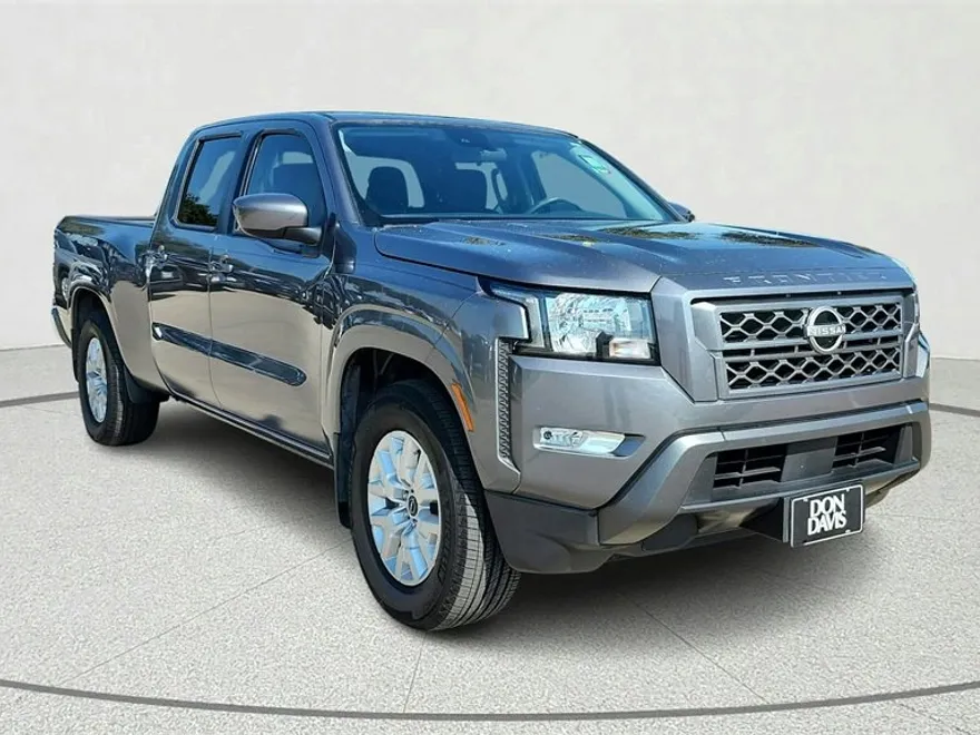 2024 Nissan Frontier SV photo 1
