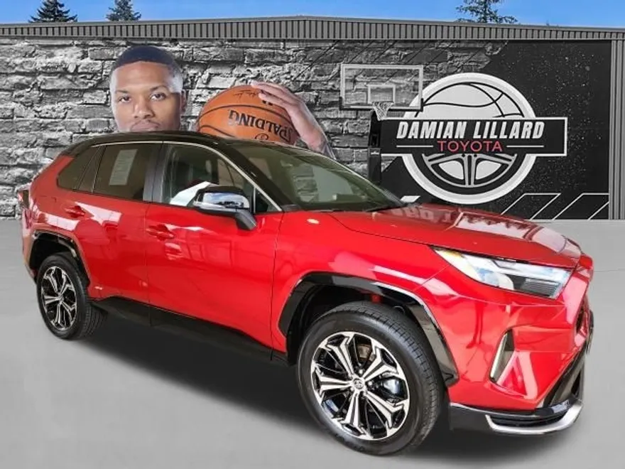 2025 Toyota RAV4 Hybrid XSE photo 1