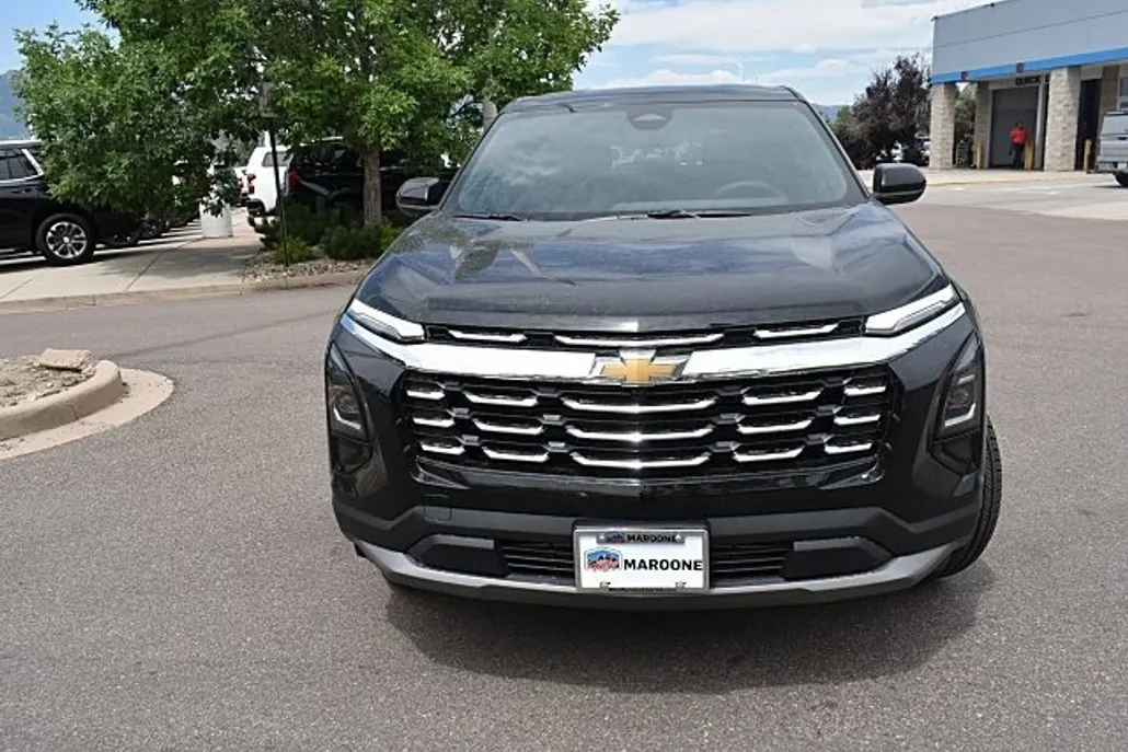 2026 Chevrolet Equinox LT photo 1