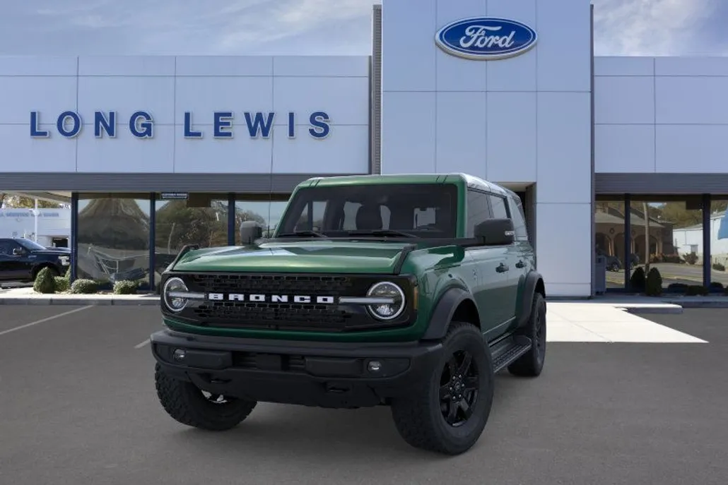 2025 Ford Bronco Outer Banks photo 1