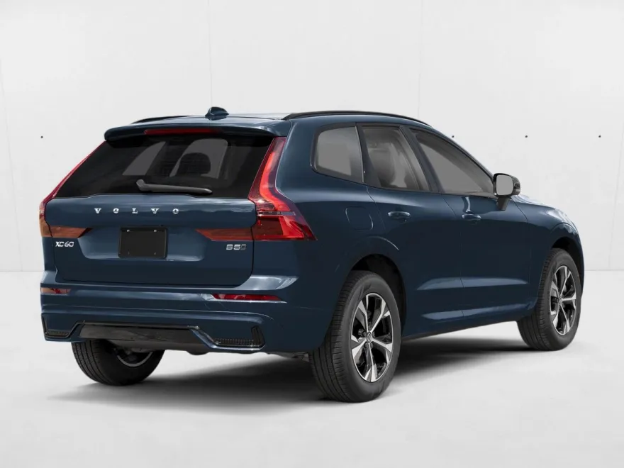 2026 Volvo XC60 Plus photo 1
