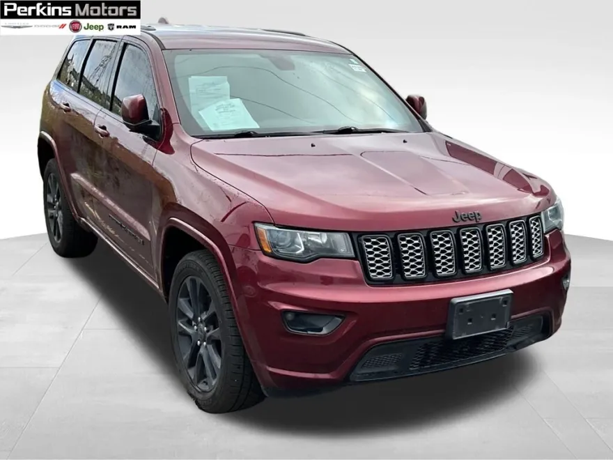 2021 Jeep Grand Cherokee Laredo X photo 1