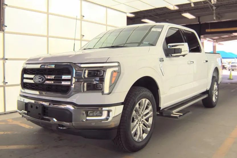 2024 Ford F-150 Lariat photo 1