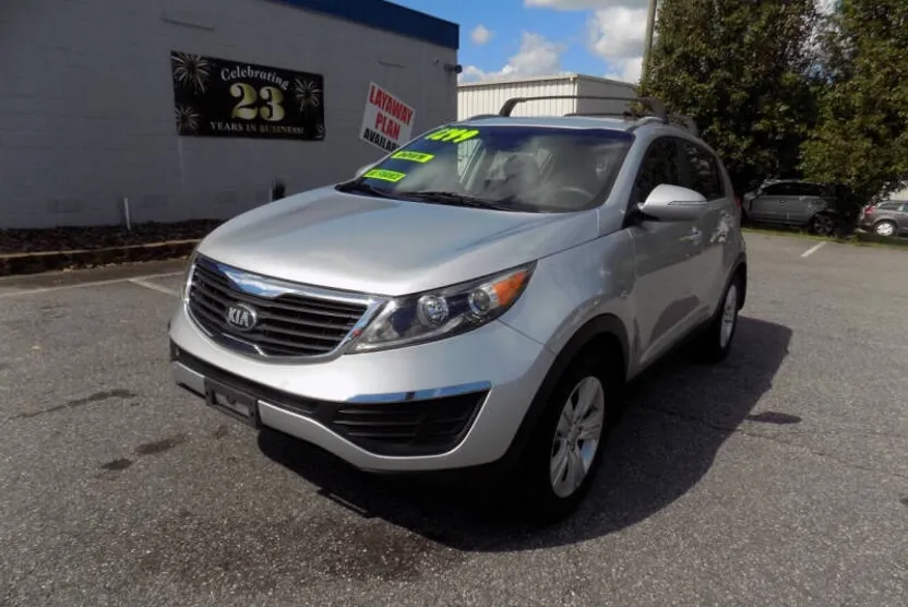 2013 Kia Sportage Base photo 1