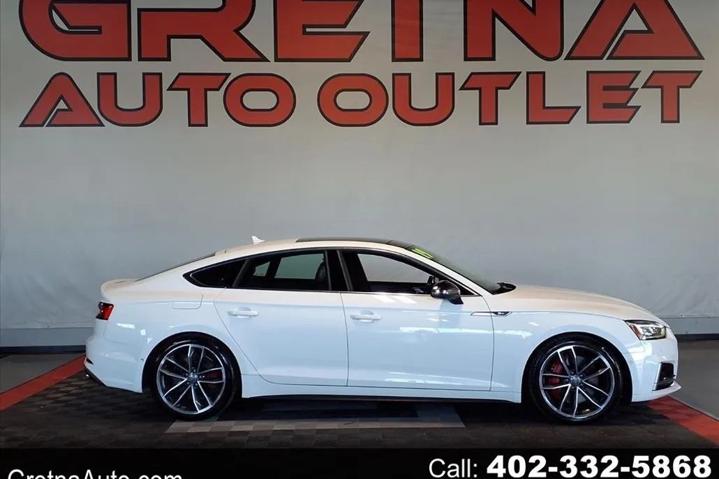 2019 Audi S5 Prestige photo 1
