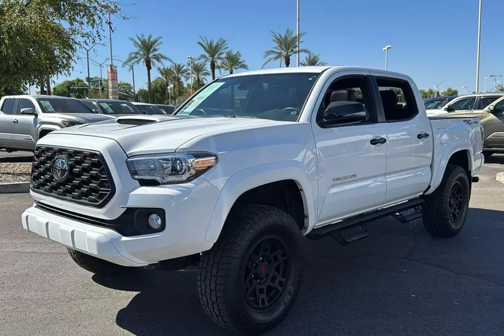 2023 Toyota Tacoma TRD Sport Double Cab photo 1