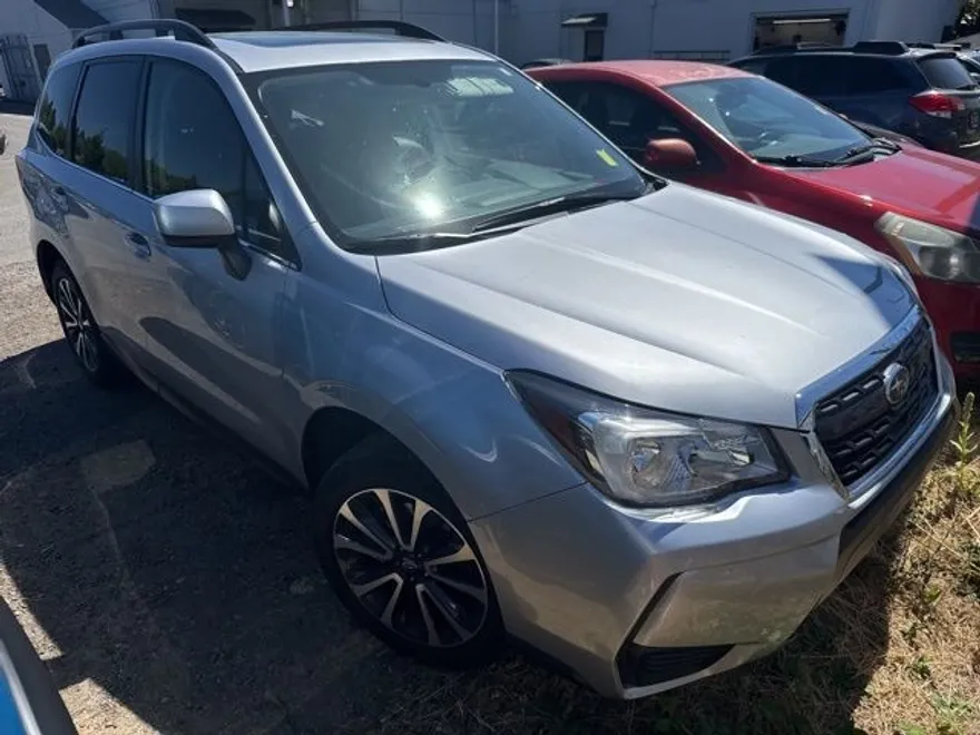 2017 Subaru Forester 2.0XT Premium photo 1