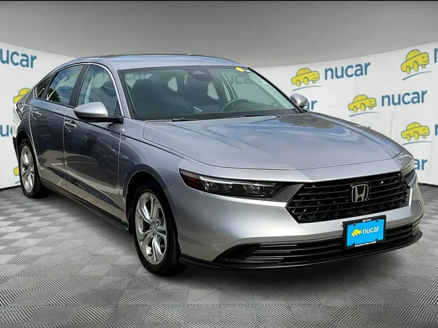 2023 Honda Accord LX photo 1