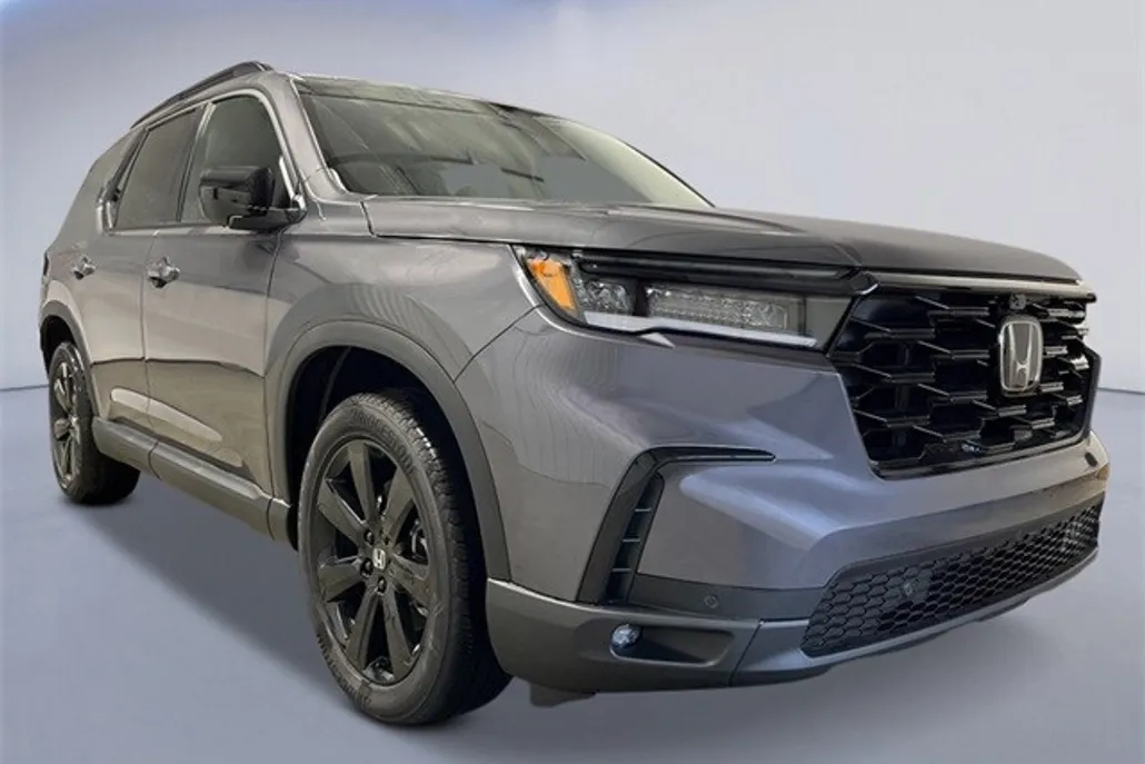 2025 Honda Pilot Black Edition photo 1