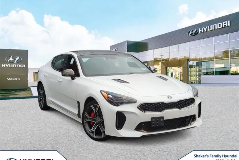 2021 Kia Stinger GT1 photo 1