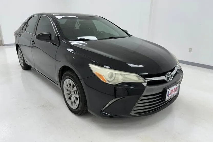 2017 Toyota Camry XLE XSE photo 1