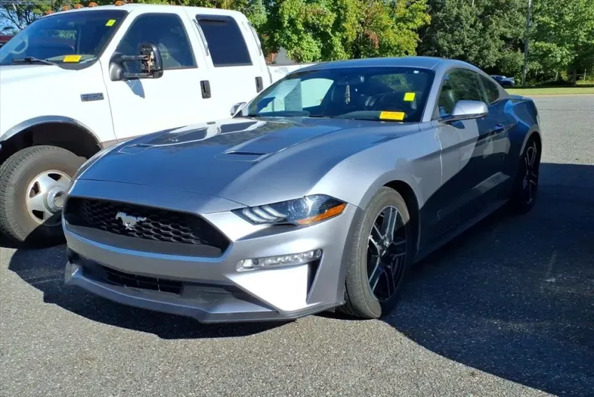 2020 Ford Mustang EcoBoost Premium photo 1