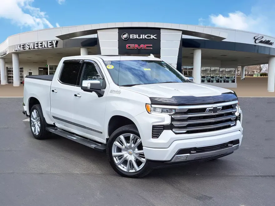 2024 Chevrolet Silverado 1500 High Country photo 1