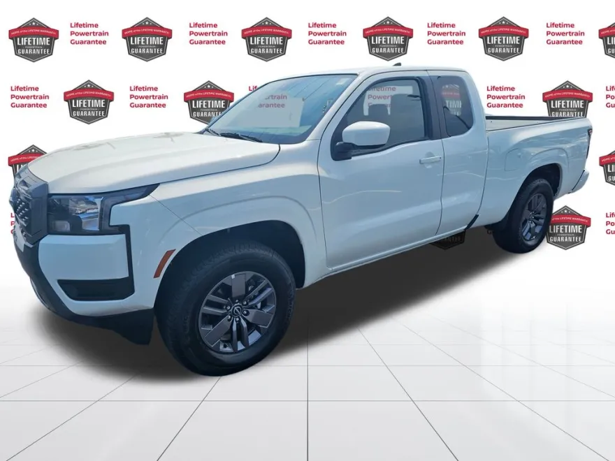 2025 Nissan Frontier SV photo 1