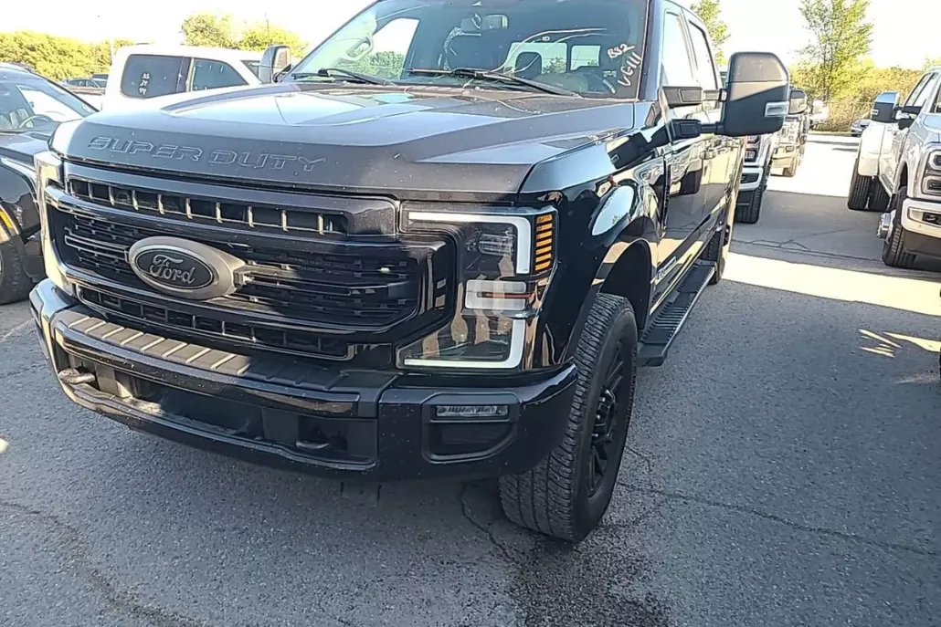 2021 Ford F-250 Lariat photo 1