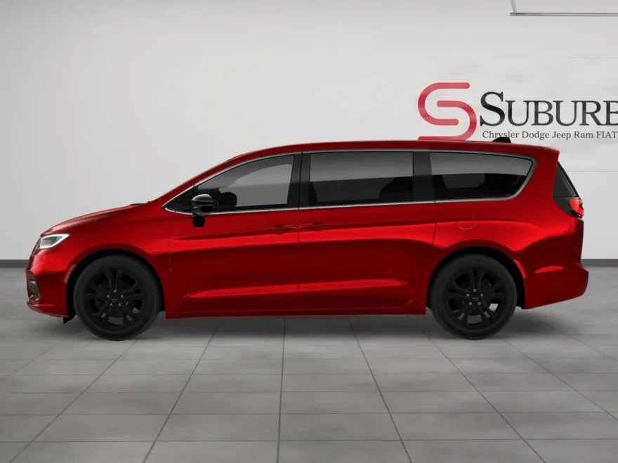 2026 Chrysler Pacifica photo 1