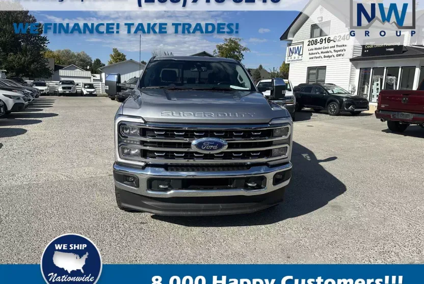 2023 Ford F-350 Lariat photo 1